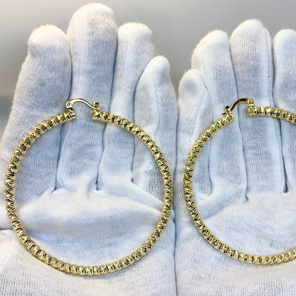 New 18K Gold Filled Diamond Cut Hoop Earrings